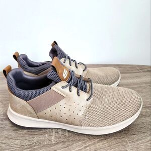 Skechers Delson Camben Men's Slip On Shoes Size 10,5. perfect condition.